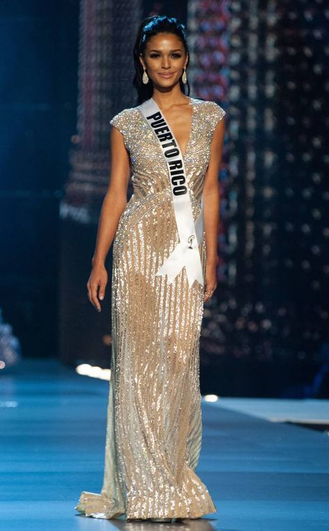 Miss Puerto Rico from Miss Universe 2018 Evening Gown Competition  Kiara Ortega Miss Universe Puerto Rico, Miss Universe Gowns, Miss Universe 2018, Miss Puerto Rico, Lego Wallpaper, Resort Dresses, Pageant Gowns, Evening Dress Fashion, Miss Universe