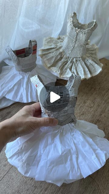 Heinz & Brummel on Instagram: "Next step on the Degas inspired paper ballet dresses 🩰 … two layers of strong paper for the basic skirt  • • • #paper #paperdress #papiermache #ballet #papercraft #ballerina #dressmaking #paperlove #degas #degasballerina #edgardegas #heinzundbrummel #etsyhandmade" Paper Skirt, Paper Dress Art, Junk Kouture, Paper Costume, Bjd Fashion, Degas Ballerina, Newspaper Art, Paper Dress, Barbie Clothes Patterns