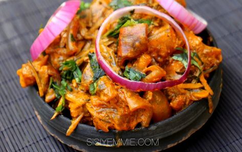 Nigerian Food Recipes, Nigerian Foods, West African Food, Nigerian Recipes, African Cooking, Using A Pressure Cooker, Nigerian Food, African Food, Food Plating