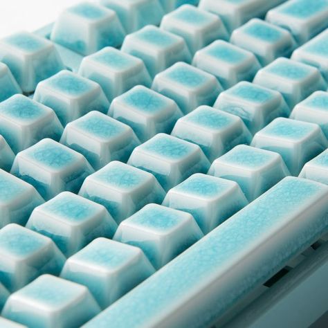 Cerakey on Instagram: "Imperfect with 'crack', perfect with aesthetic. The crazed ceramic keycap never ceases to amaze for its stunning looking and smooth typing feel. ❄ Months of glazing and firing to ensure the crackle effect does not fade away easily and over time. With extra UV coating apllied on V2 version, crazed keycap has greater resistance and durability. Available now on Cerakey website.✨ #cerakey #Cerakey #crazed #keycap #keycaps #keycapset #keycapdesign #mechanicalkeyboard #key Ceramic Keycaps, Keycaps Aesthetic, Diy Ceramic, Key Cap, Key Caps, Room Stuff, Bedroom Space, Computer Setup, Gaming Room