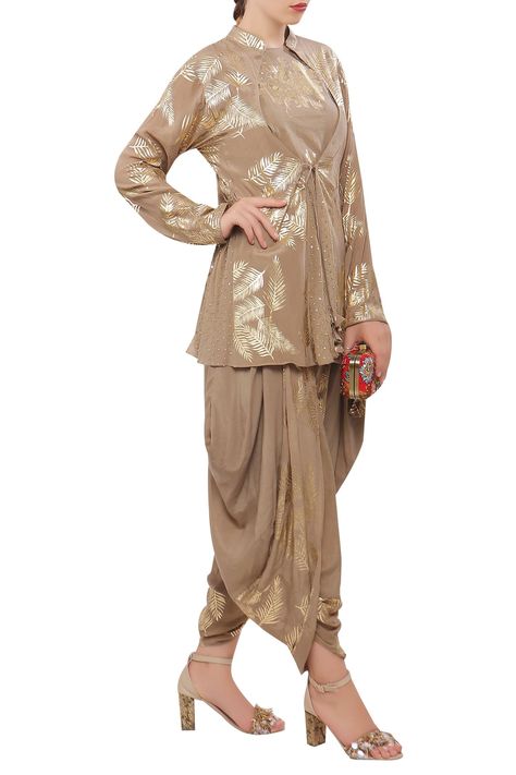 Shop for Nikasha Beige Printed Jacket Kurta And Dhoti Pant Set for Women Online at Aza Fashions Dhoti And Short Kurti, Dhoti Kurta Women, Kurti With Dhoti Pants, Dhoti Dress, Dhoti Salwar Suits, Dhoti Salwar, Draping Fashion, Dhoti Pants, Fancy Kurti