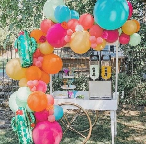 Fiesta Balloon Garland, Rainbow Party Theme, Cactus Balloon, Rainbow Balloon Arch, Balloon Garland Diy, Rainbow Theme Party, Pinata Party, Garland Diy, Colorful Balloons