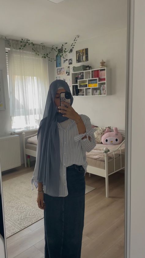 Hijabi Girl Outfit, Hijabi Mode, Hijabi Styles, Hijab Fits, Hijab Ideas, Girly Fits, Hijab Inspiration, Hijabi Fits, Outfits Hijab