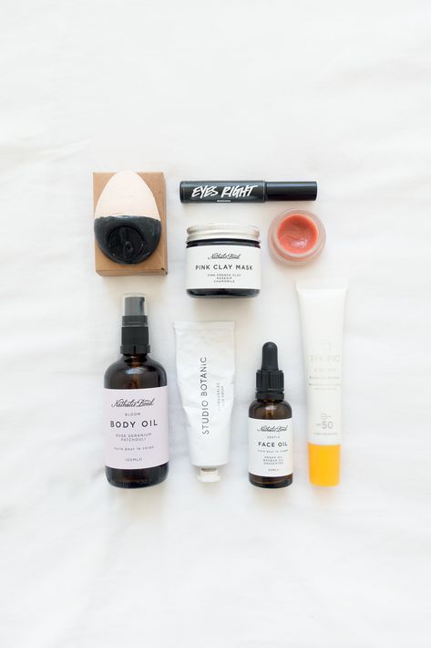 My Simple Low Waste Beauty Routine Calendula Balm, Zero Waste Makeup, Tropic Skincare, Pink Clay Mask, Best Lip Balm, No Planet B, Clay Face Mask, Cold Cream, Oil Gifts