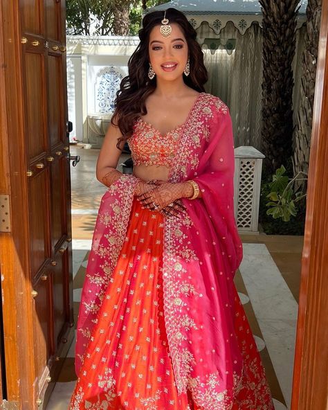 Lehenga For Night Wedding, Bridal Haldi Outfit Indian, Engagement Lengha, Indian Wedding Dress Modern, Orange Lehenga, Haldi Outfits, Wedding Lehenga Designs, Traditional Indian Dress, Lehenga Style