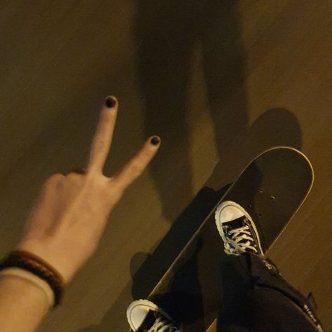 Skateboarder Aesthetic, Skate Vibe, Skater Core, Skateboarding Aesthetic, Skate Vibes, Skateboard Aesthetic, Skater Vibes, Skate 3, Rockstar Aesthetic