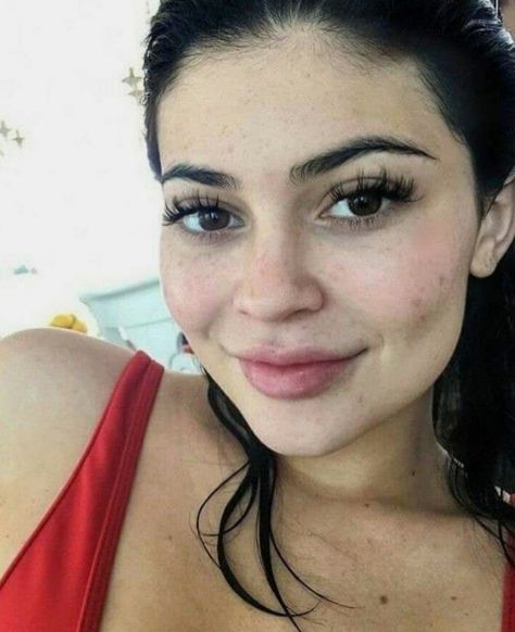 Kylie No Makeup, Kylie Jenner Eyelash Extensions, Kylie Jenner Extensions, Kylie Jenner Eyelashes, Kylie Jenner Face, Maquillaje Kylie Jenner, Miss Morgan, Kylie Jenner Lashes, Natural Fake Eyelashes