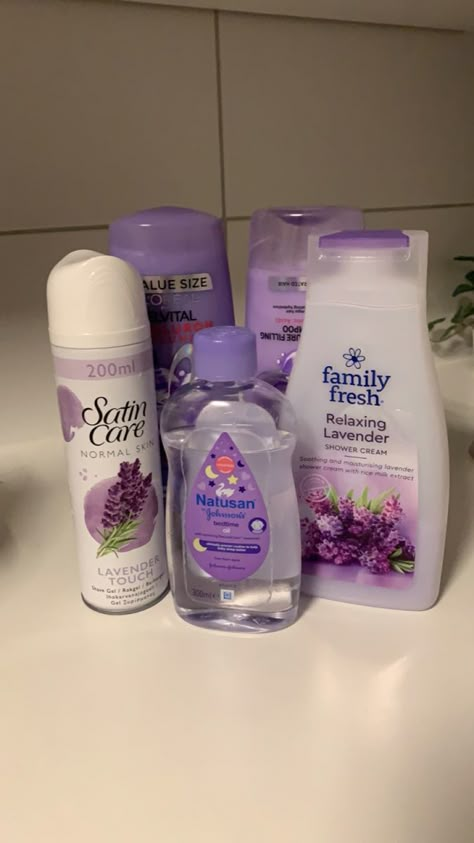 Smelling Good Tips, Smell Good Products, Body Wash Products, Lavender Skincare, Shave Routine, Lavender Skin, Shower Care, How To Smell Good, Daily Hygiene