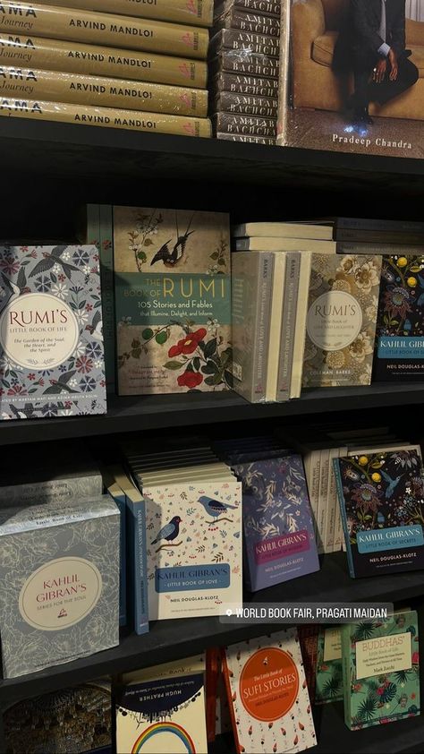 Rumi Books, Kahlil Gibran, Book Suggestions, Book Of Life, Rumi, Good Books, Books To Read, Reading, Books