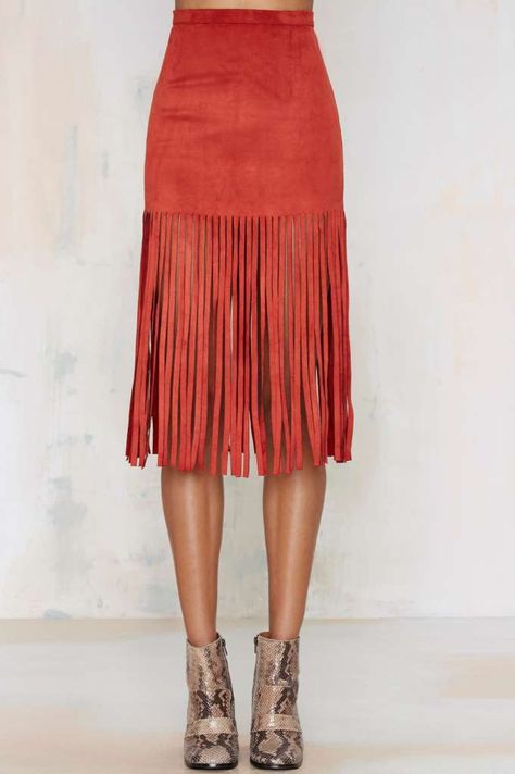 Hang Tight Fringe Skirt - Rust - Skirts | That '70s Flow 70s Skirt, Looks Country, Leather Pleated Skirt, Leather Skirts, Skirts Women, Elegante Casual, Boho Chic Outfits, Fringe Skirt, Skirts Online