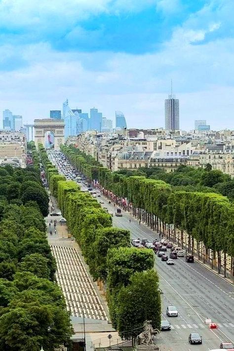 Les Champs Elysees, Avenue Des Champs-élysées, Champs Elysees Paris, Champs Élysées, Visit France, Photography Challenge, Champs Elysees, Paris City, World Cities