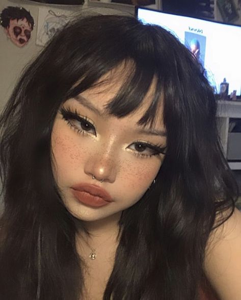 @/heartsh8ped.box on insta Makeup Emo, Makeup Asia, Egirl Makeup, Alt Makeup, Swag Makeup, Smink Inspiration, Alternative Makeup, Emo Makeup, Dope Makeup