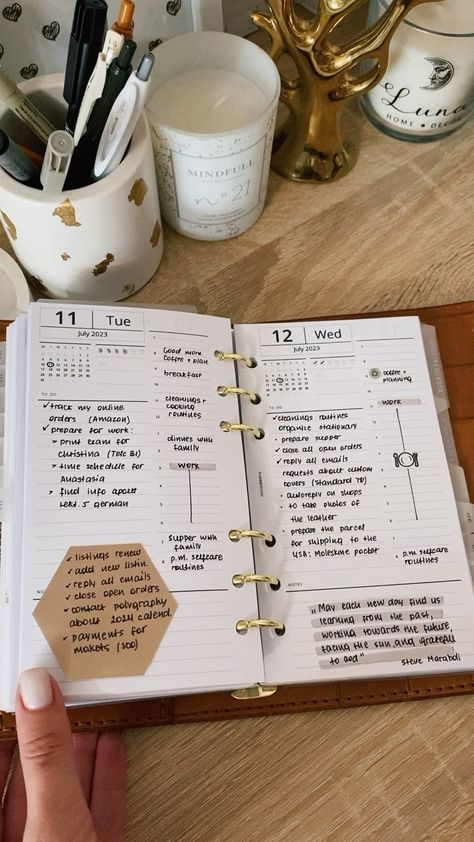 Printable Planner Inserts (@plannerroomshop) • Instagram photos and videos Planner Organization Aesthetic, Personal Organizer Ideas, Planner Rings, Aesthetic Organizer, Ring Planners, Study Aesthetics, Ring Planner, Personal Planners, Planner Aesthetic