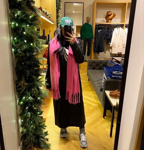 Hot Pink Scarf Outfit, Leather Trench Outfit, Pink Scarf Outfit, New Balance 990v3, Scarf Looks, Hot Pink Scarf, Trench Outfit, Scarf Outfit, Pink Scarf