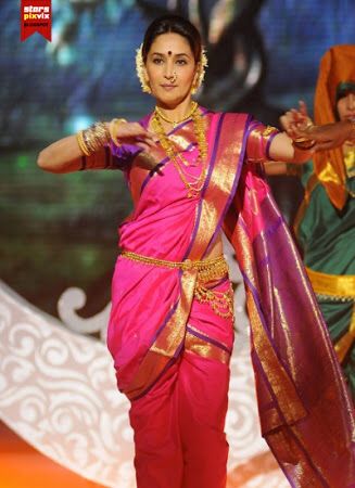 Lavani dance Lavani Dance, Marathi Mulgi, Marathi Saree, Kashta Saree, Dance Of India, Nauvari Saree, Saree Wearing Styles, Saree Wearing, Fashion Reference