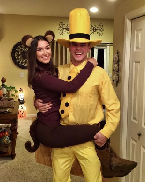 17 Halloween Costumes For Couples To Match In - Society19 Curious George Costume, All Black Halloween Costume, Cute Couples Costumes, Funny Couple Costumes, Black Halloween Costumes, Halloween Parejas, Best Couples Costumes, Matching Halloween Costumes, Pretty Halloween Costumes