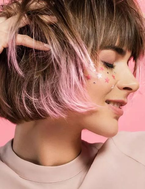 35 Best Highlight Ideas For Dark Brown Hair Pink Dyed Tips, Aspect Skincare, Bob Haircuts With Fringe, Haircuts With Fringe, Fringe Bob Haircut, Chocolate Mauve Hair, Dyed Tips, Wellness Centre, Eye Masks