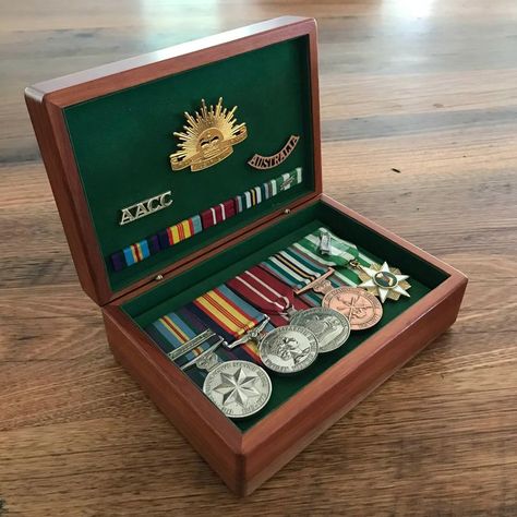 Any veteran owning a number of medals, will find it quite useful to have a medal box case where he would safely store or display his medals. Such box can occupy a place of honour in any veteran's home as a testament to personal achievement. This is such a good gift for medals' owner. Challenge Coin Display Case, Umbrella Wreath, Coin Display Case, Military Shop, Flag Display Case, Personalized Shadow Box, Challenge Coin Display, Cool Symbols, Display Frames