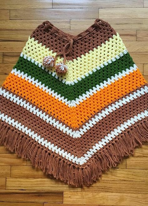 Free Crochet Poncho Patterns, Crochet Poncho Patterns Easy, Toddler Poncho, Poncho Patterns, Crochet Baby Booties Pattern, Crochet Poncho Free Pattern, Poncho Crochet, Crochet Shrug Pattern, Baby Booties Pattern