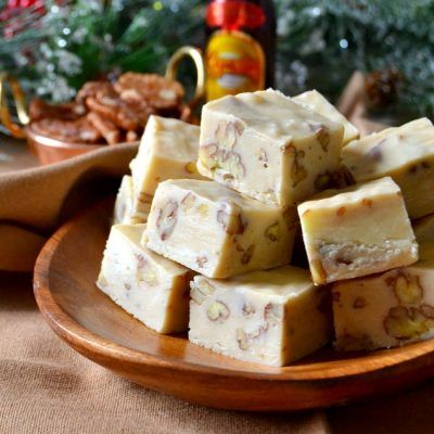 Kailua Fudge, Kahlua Fudge Recipe, Boozy Candy, Kahlua Fudge, Boozy Fudge, Pecan Truffles, Fireball Fudge, Boozy Treats, Baileys Recipes