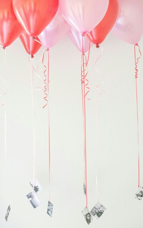 Got a party coming up? Check out 7 DIY Balloon Weights for Your Next Party via Brit + Co. Diy Balloon Weight, In Lieu Of Gifts, Valentinstag Party, Photo Balloons, Diy Valentines Decorations, Balloon Weights, Colourful Balloons, Balloon Diy, Lifestyle Inspiration