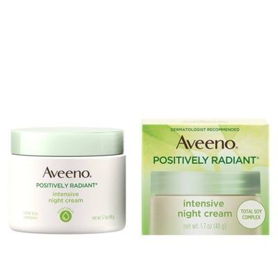 Aveeno Positively Radiant, Night Face Cream, Brown Spots On Skin, Dermatologist Recommended Skincare, Best Night Cream, Moisturizing Face, Brown Spots On Face, Facial Moisturizers, Vitamin B3