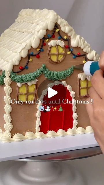 Mrs Claus on Instagram: "OMG!!! Only 101 until Christmas! Tell everyone❄️❄️❄️❄️☃️✨🎄🥂🍾
#Christmas #MerryChristmas #ChristmasSpirit #HolidayCheer #ChristmasMagic #FestiveDecor #SantaIsComing #WinterWonder #ChristmasVibes #ChristmasLove" Easy Christmas Cake Recipe, Cinnamon Buttercream, Man House, Gingerbread House Recipe, Christmas Themed Cake, Buttercream Decorating, Gingerbread House Designs, Xmas Treats, Christmas Holiday Cake