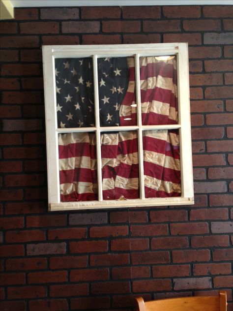 LOVE LOVE LOVE!!!! Old window with flag. Awesome for Steven's flag from overseas Americana Porch, Window Mirrors, Old Window Projects, Old Window Frames, Repurposed Windows, Window Crafts, Flag Display, Vintage Window, Window Projects