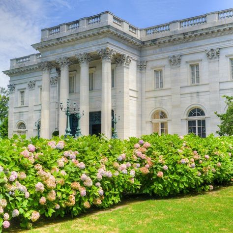 Newport Ri Mansions, Gilded Age Mansions, Rhode Island Mansions, Chinese Tea House, Rhode Island Travel, New York Central Railroad, Newport County, Marble House, Rich And Famous