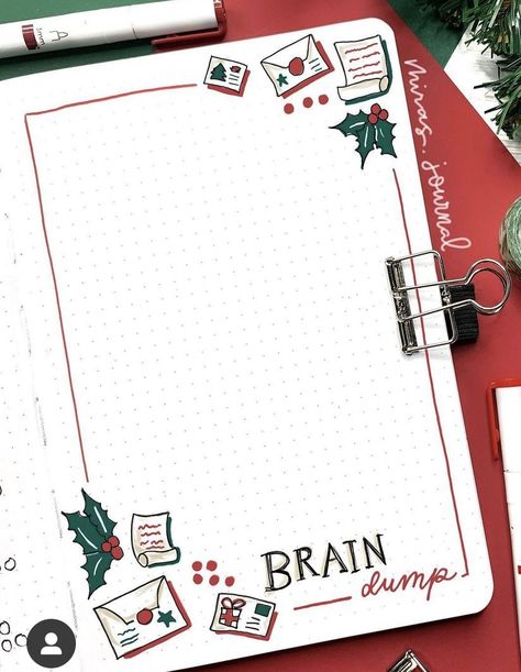 Bujo Collections Ideas, December Cover Page, Christmas Bujo Spread, December Bujo, Christmas Notebook Ideas Journal Covers, Christmas Bullet Journal, Bullet Journal Ideas For December, Bullet Journal Noel, December Title Page Bullet Journal