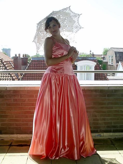 Feminine elegance and class at its best. Pink Satin Gown, Silk Gowns, Satin Party Dress, Satin Gowns, Nightgown Robe, Satin Ball Gown, Satin Fashion, Silk Satin Dress, Beautiful Wedding Gowns