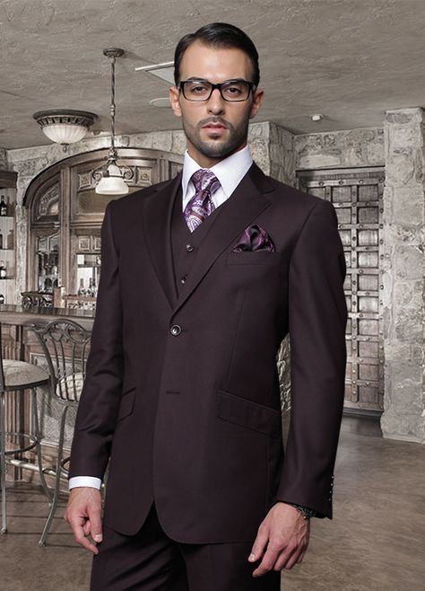 TZ-100 CLASSIC 3PC 2 BUTTON SOLID PLUM MENS SUIT BY TESSORI UOMO. SUPER 150'S EXTRA FINE ITALIAN FABRIC Eggplant Suit Men, Plum Suits For Men, Dark Purple Suit, Black Suits For Men, Plum Suit, Mens Fashion 50s, Dandy Fashion, Purple Colour Shades, Suit 3 Piece