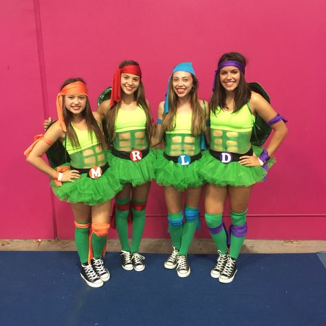 Female Ninja Turtle Costume, Ninja Turtle Outfits Women, Ninja Turtle Diy Costume Women, Womens Ninja Turtle Costume, Halloween Costumes Women Ninja Turtles, April Ninja Turtle Costume, Ninja Turtle Costume Ideas, Halloween Ninja Turtles, Ninja Turtles Costume Women's