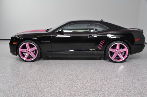 Black and pink Camaro Black Car With Pink Rims, Pink Rims Black Car, Black Car Pink Interior, Black Car Pink Accents, Black Car With Pink Accents, Black And Pink Car Interior, Pink And Black Car Interior, Pink And Black Car, Pink Suv