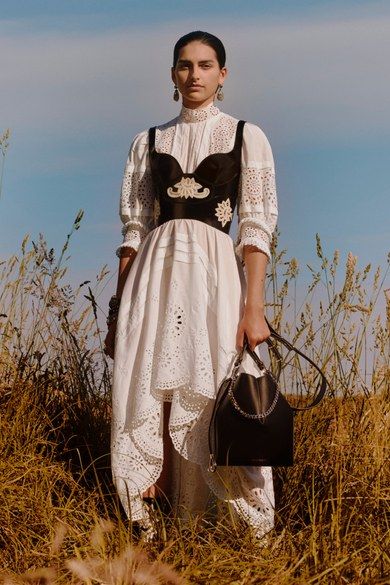 Alexander Mcqueen Resort, Spring Maxi Dress, Spring Awakening, Couture Mode, Lace Dress Black, Lace White Dress, Looks Style, Mode Inspiration, 40th Birthday