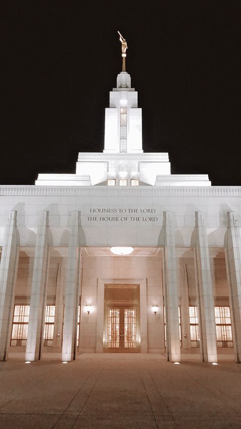 Draper Utah LDS Temple INSTA: @briannanoel01 Pretty Temple Pictures, Lds Wallpaper Iphone Temple, Mormon Aesthetic, Lds Temple Wallpaper Aesthetic, Lds Temple Wallpaper Fall, Lds Aesthetic, Temple Aesthetic, Draper Temple, Prettiest Lds Temples