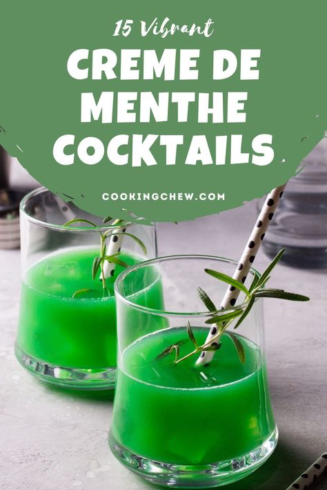 Shots With Creme De Menthe, Creme De Menthe Drinks, Christmas Shots Alcohol, St Patty Drinks, Mint Martini, Peppermint Cocktail, Boozy Hot Chocolate, Unique Cocktail Recipes, Irish Drinks