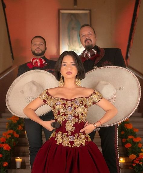 México on Instagram: “🇲🇽🇲🇽🇲🇽🇲🇽🇲🇽❤❤❤❤❤” Angela Aguilar Vestidos, Angela Aguilar, Mexican Fashion, Mexican Dresses, Mexican Style, Female Singers, Mermaid Formal Dress, Sleeveless Formal Dress, Diva