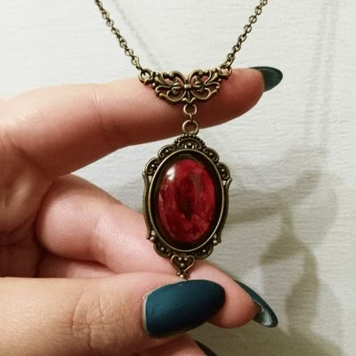 Red Gemstone Necklace, Victorian Gothic Jewelry, Victorian Accessories, Vintage Choker Necklace, Red Quartz, Gothic Vampire, Vintage Choker, Witch Jewelry, Dragonfly Necklace