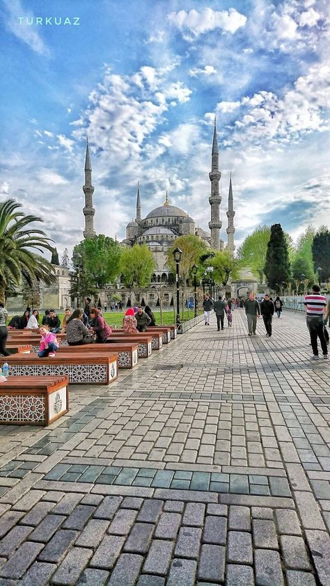 Istanbul Turkey Photography, Turkey Travel Guide, Istanbul Photography, Video Nature, Istanbul Travel, Blue Mosque, Beautiful Mosques, Hagia Sophia, Turkey Travel