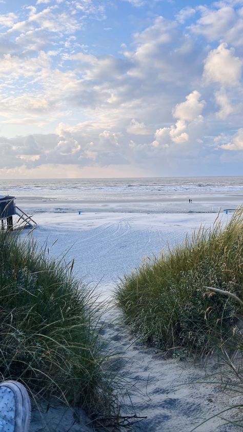 Ameland Nederland Aesthetic, Dutch Aesthetic, Aesthetic Widgets, 2024 Aesthetic, European Aesthetic, Soft Life, Life Book, Summer 24, Greatest Adventure