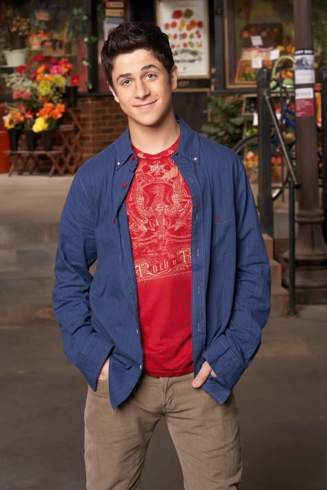 Justin Russo, Disney Channel Games, David Henrie, America New York, Wizards Of Waverly, Wizards Of Waverly Place, Camp Rock, Hottest Guys, Waverly Place