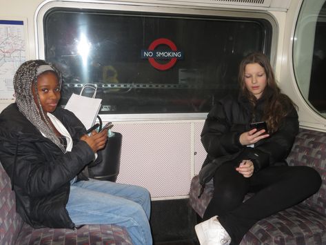 London Y2k, London 2005, Fake Insta, London Underground, Gorillaz, Photography Ideas, Digital Camera, Jam, Going Out