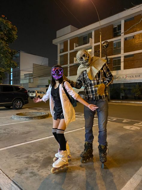 Roller Skating Couple, Skating Couple, Couple Costume, Roller Skate, Roller Skating, Skating