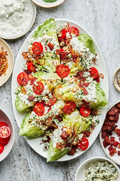 Wedge Salad Recipes, Buttermilk Dressing, Creamy Salad Dressing, Wedge Salad, Think Food, Balsamic Glaze, Football Food, Salad Bar, Birthday Food