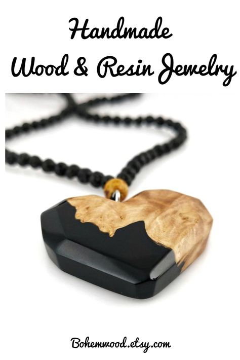 Resin And Wood Diy, Dazzling Jewelry, Wood Resin Jewelry, Wood And Black, Resin Pendant Necklace, Wood And Resin, Business Gift, Wood Resin, Resin Necklace