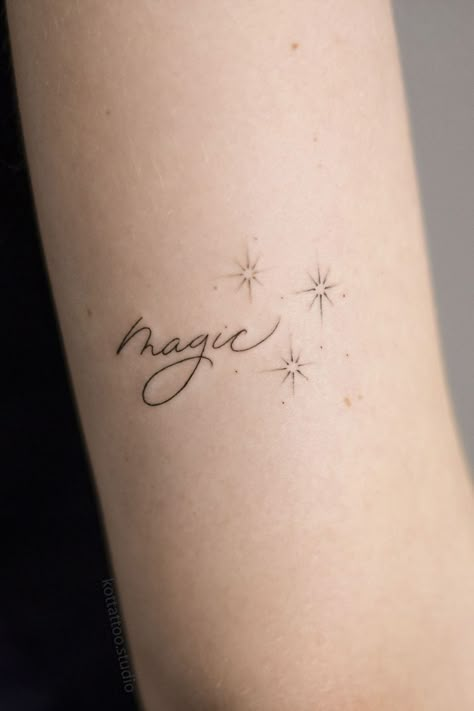 Coldplay Tattoo, Rare Tattoos, Sparkle Tattoo, Bookish Tattoos, Circle Tattoos, Magic Tattoo, 4 Tattoo, Bff Tattoos, Small Hand Tattoos