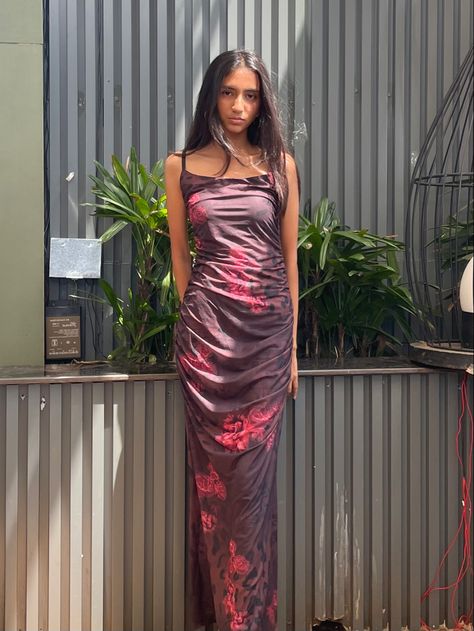 birthday outfit 17th maxi dress pose ideas instagram Long Bodycon Dress Outfit Birthday, 17th Birthday Outfit, 17th Birthday Outfit Ideas, Long Bodycon Dress Outfit, Bodycon Dress Outfit, Dress Pose, Pose Ideas Instagram, Body Con Dress Outfit, Outfit Birthday