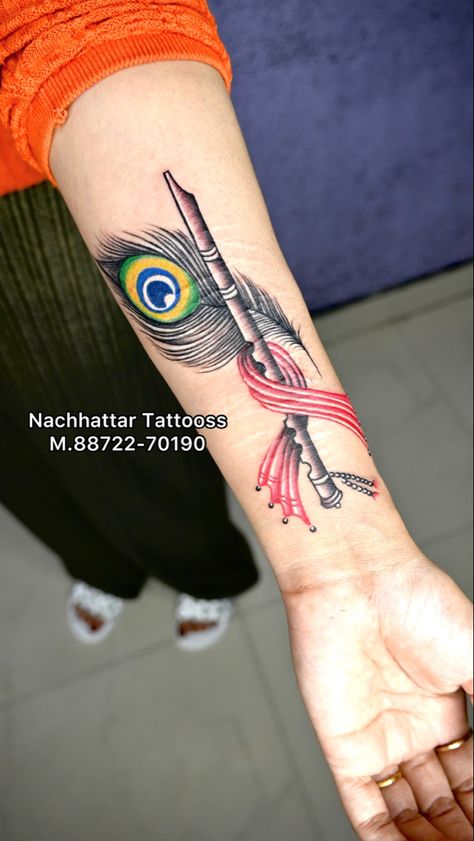 Amazing peacock 🦚 feather and bansuri Tattoo Artist @nachhattar_tattoosss M.88722-70190 Address:- Tarn Taran ( Punjab) #feather #feathertattoo #pecock #pecocktattoo #pecockfeather #bansuri #bansuritattoo #kirshna #kirshnalove❤️❤️ #girltattoo #besttattooartist #besttattooartistpunjab #besttattooartisttarntaran #tarntaran #nachhattartattoos #love #loveislove #lifestyle #life #punjab @randhawa.bms Bansuri Tattoo, Tattoo Of Krishna Flute, Krishna Bansuri Tattoo, More Pankh Tattoo, Mor Pankh And Bansuri Tattoo, Krishna Tattoo, 3d Portrait, About Tattoo, Feather Tattoo