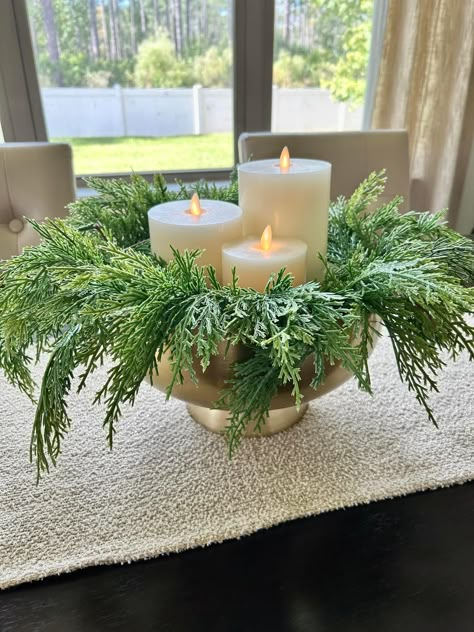 Landscaping Florida, Christmas Decor Inspiration, Christmas Centerpieces Diy, Christmas Themes Decorations, בר מצווה, Deco Floral, Front Porch Christmas Decor, Wardrobe Design, Noel Christmas